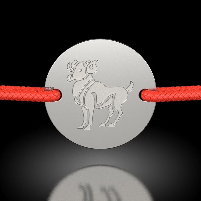 Fashion, accesorii si bijuterii - Femei - Bijuterii femei - Bratari femei - Bratara din argint cu snur rosu model Berbec - Infinity.ro