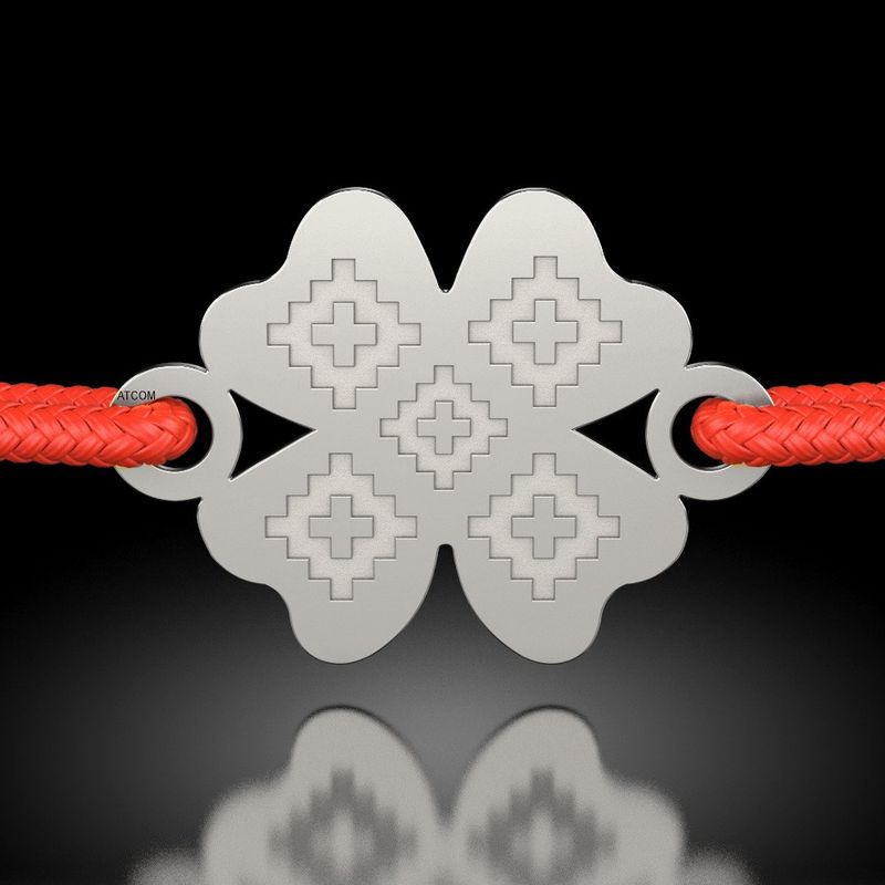 Fashion, accesorii si bijuterii - Femei - Bijuterii femei - Bratari femei - Bratara din argint cu snur model Trifoi traditional - Infinity.ro