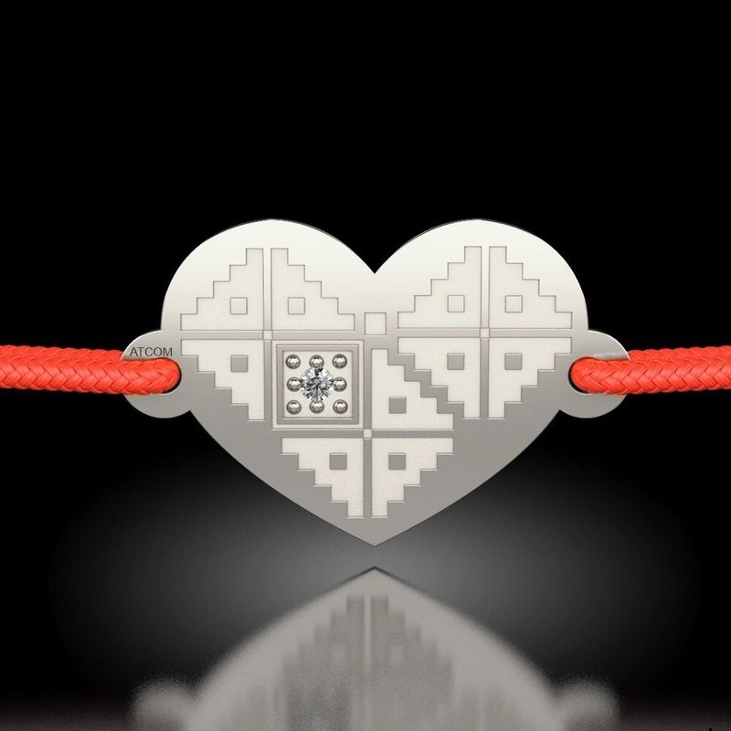 Fashion, accesorii si bijuterii - Femei - Bijuterii femei - Bratari femei - Bratara din argint cu snur rosu model Diamantul Romanesc - Infinity.ro