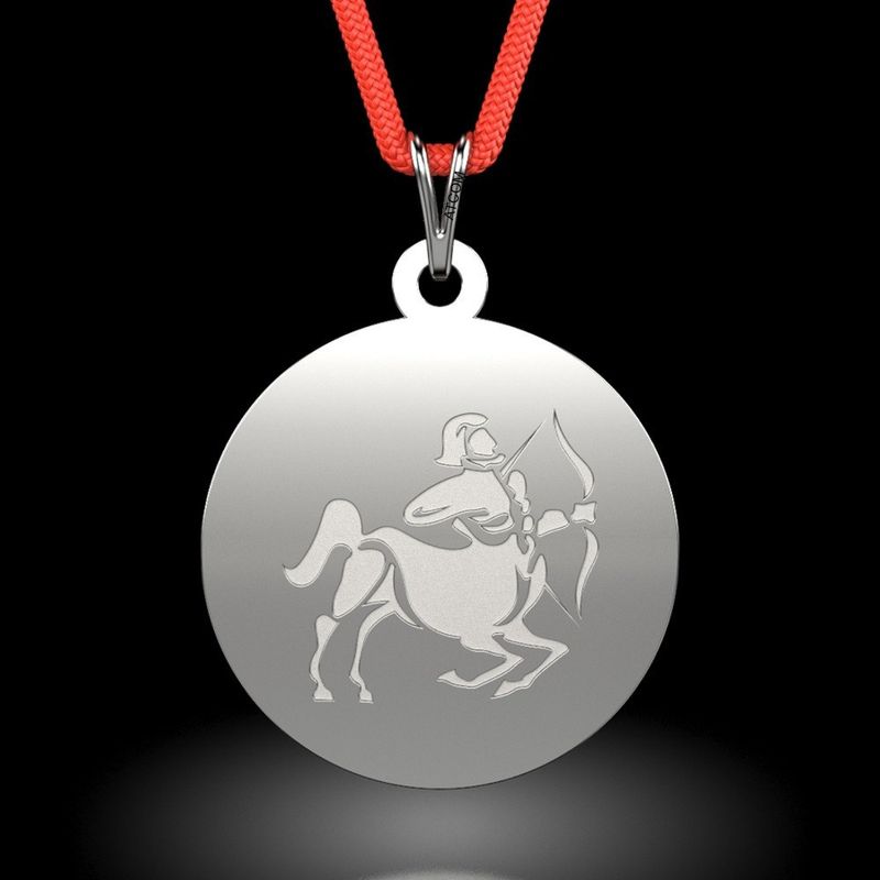 Fashion, accesorii si bijuterii - Femei - Bijuterii femei - Pandantive femei - Pandantiv din argint cu snur model Sagetator - Infinity.ro