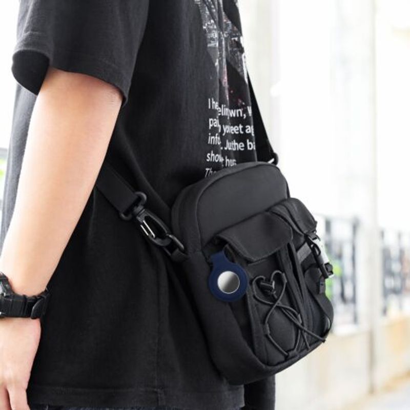 Laptop, Telefoane si Tablete - Wearables si gadgeturi - Gadgeturi - Accesorii SMART - Clip de protectie pentru Apple AirTag, Kwmobile, Albastru, Silicon, 55732.17 - Infinity.ro
