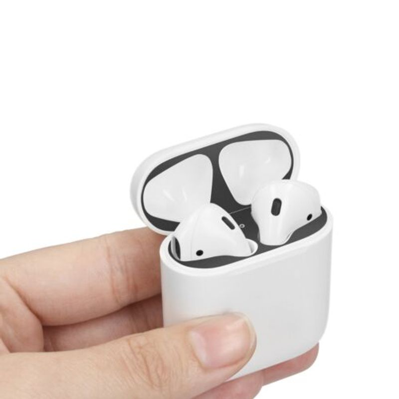 PC, gaming si accesorii - Gaming - Accesorii gaming - Controlere, Volane si Casti gaming - Set 2 Aparatori de praf pentru casti Apple AirPods 2/AirPods 1, Kwmobile, Negru, Plastic, 48242.01 - Infinity.ro