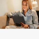 Laptop, Telefoane si Tablete - Tablete si accesorii tablete - Accesorii Tablete - Huse tablete - Book Cover kwmobile pentru Samsung Galaxy Tab S6 Lite/Galaxy Tab S6 Lite (2022), Piele ecologica, Negru, 60308.01 - Infinity.ro