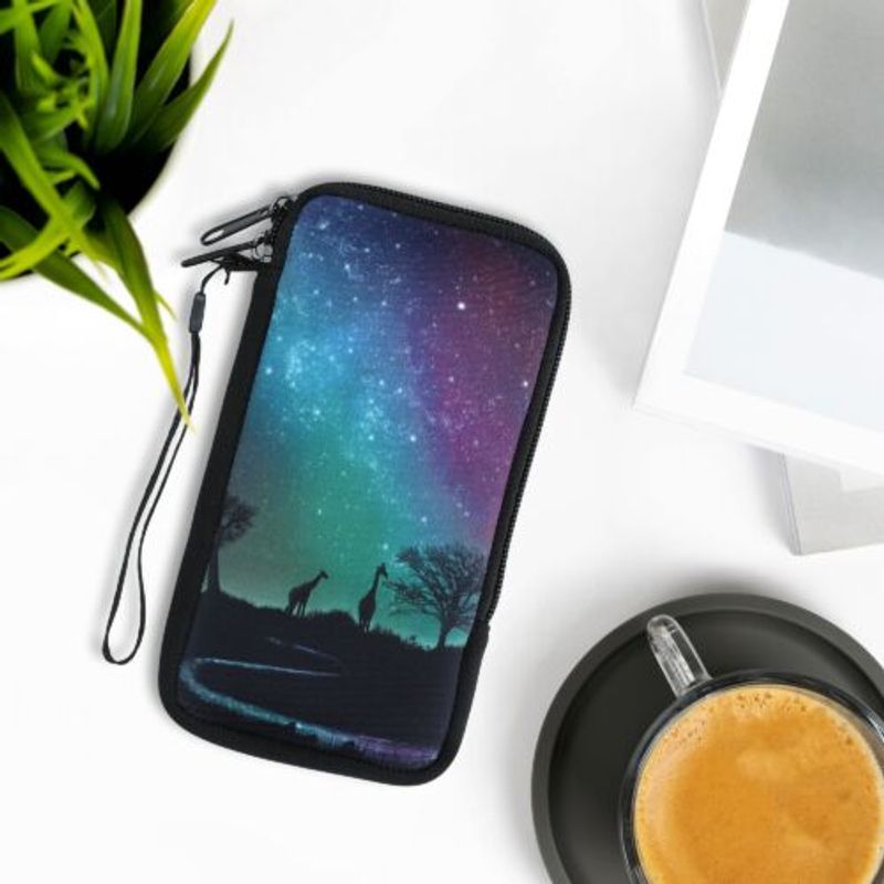 Laptop, Telefoane si Tablete - Telefoane mobile si accesorii - Accesorii Telefoane - Huse telefoane - Husa Universala pentru telefon XL, 6,8 inch, Neopren, Multicolor, 30226.4.22, Kwmobile - Infinity.ro