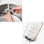 Auto si Moto - Electronice auto - Accesorii electronice auto - Husa Cheie Auto pentru Hyundai 3 Butoane, Kwmobile, Alb/Auriu, Silicon, 56000.02 - Infinity.ro