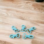 Casa si Gradina - Decoratiuni - DIY - Articole mercerie - Set 5 carabine rotative din plastic Crisalida, latime material 17 mm, 14 x 26 mm, Albastru - Infinity.ro