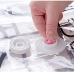 Market - Spalare si intretinere rufe - Produse intretinere textile - Intretinere textile - Sac de Vidat cu 4 Agatatoare pentru Umerase si Valva Dubla de Inchidere 70 x 110 cm G Glixicom® - Infinity.ro