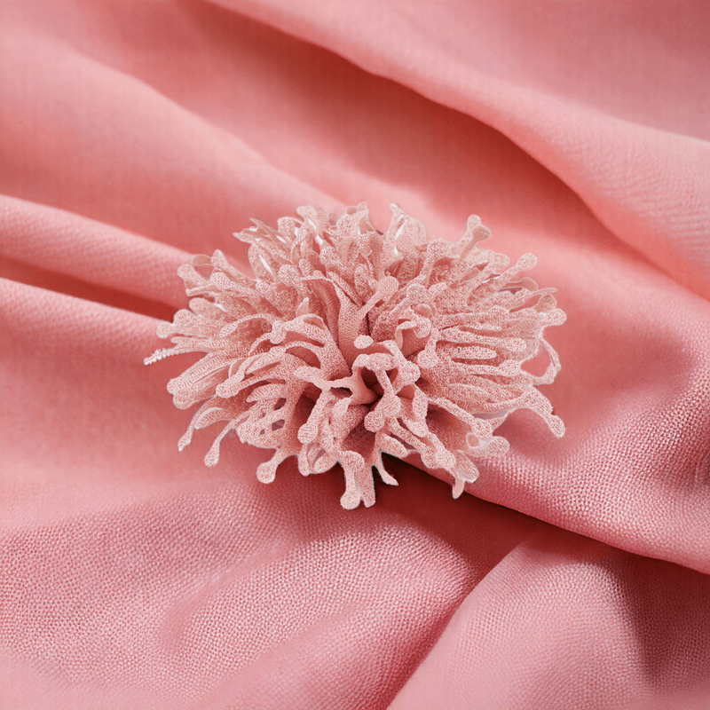 Casa si Gradina - Decoratiuni - DIY - Articole mercerie - Floare textila pentru lipit sau cusut pe haine, diametru 10 cm, Roz pudrat - Infinity.ro