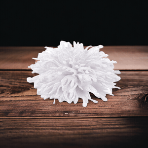 Floare textila pentru lipit sau cusut pe haine, diametru 10 cm, Alb