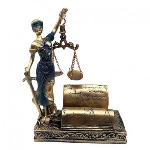 Statueta Jeita Justitiei cu suport pentru carti de vizita, 15 x 18 cm