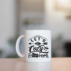 Cana cu mesaj "Let's get cozy and stay home" 300 ml