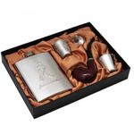 Market - Cadouri - Cadouri personalizate - Set cadou pentru barbati 5 piese: plosca, palnie, 2 pahare si pipa - Infinity.ro