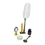 Carti si Birotica - Birotica - Instrumente de scris - Pixuri si stilouri - Set stilou cu pana alba, Ceara pentru Sigiliu, Stampila, Lingurita, 5 Penite si Suport - Infinity.ro