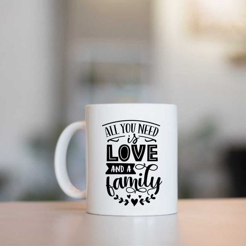 Casa si Gradina - Bucatarie si vesela - Cani si pahare - Cani si cesti - Cana cu mesaj "All you need it's love and a family" 300 ml - Infinity.ro