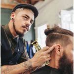 Ingrijire personala si Cosmetice - Aparate & accesorii ingrijire personala - Aparate de ras si tuns - Aparate de tuns - Masina profesionala de tuns barba si contur,Fara fir/Portabil, Auriu - Auriu - Infinity.ro