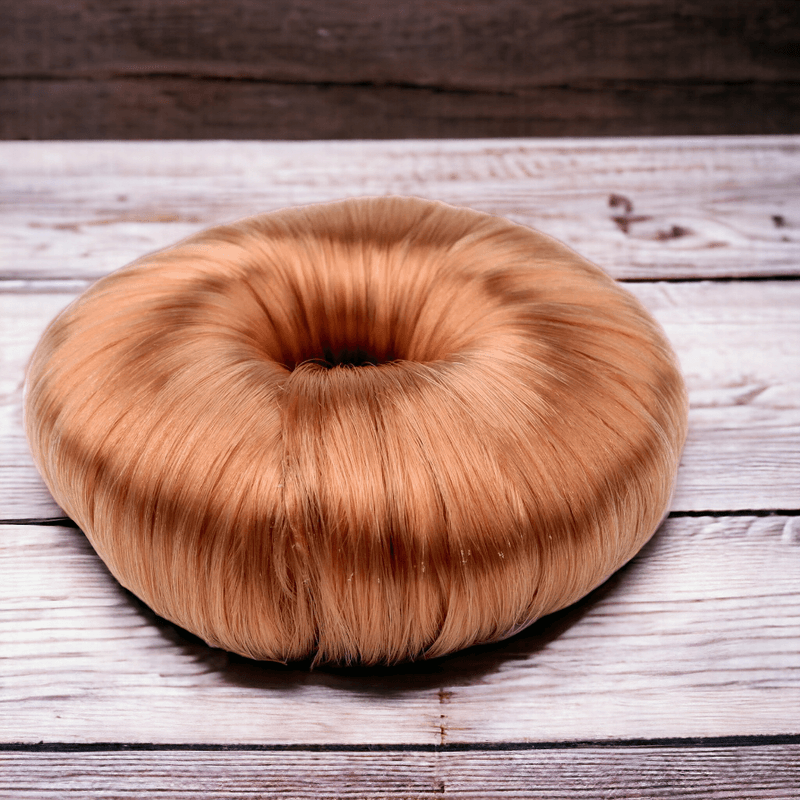 Fashion, accesorii si bijuterii - Femei - Accesorii femei - Accesorii pentru par femei - Elastic par imitatie coc Crisalida, diametru 9 cm, Ruginiu deschis - Infinity.ro