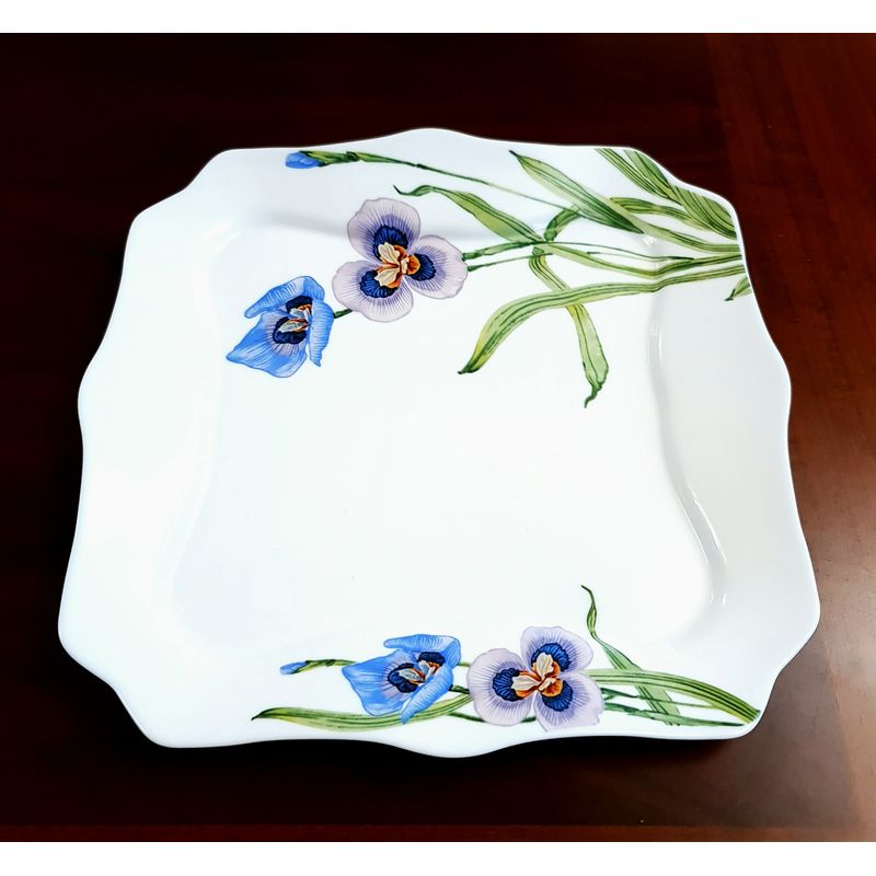 Casa si Gradina - Corpuri si surse de iluminat - Plafoniere, aplice si spoturi - Set 6 farfurii, patrate, albe, opal, adanci, 22cm, decor floral - Infinity.ro