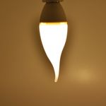 Casa si Gradina - Corpuri si surse de iluminat - Becuri si tuburi neon - Becuri - Bec led flacara 5W (35W), E14, C37T, 410lm, lumina calda (3000K), opal, Braytron - Infinity.ro