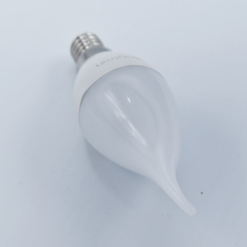 Casa si Gradina - Corpuri si surse de iluminat - Becuri si tuburi neon - Becuri - Bec led flacara 5W (35W), E14, C37T, 400lm, lumina rece (6500K), opal, Braytron - Infinity.ro