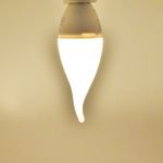 Casa si Gradina - Corpuri si surse de iluminat - Becuri si tuburi neon - Becuri - Bec LED flacara 4W (30W), E14, C37T, 320 lm, lumina calda (2700K), opal, V-TAC - Infinity.ro