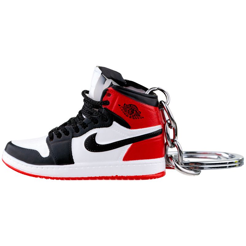 Fashion, accesorii si bijuterii - Femei - Accesorii femei - Alte accesorii femei - Breloc pentru chei, Nike Air Jordan, fabricat din cauciuc si pvc, realizat si pictat manual, Rosu-Negru - Infinity.ro