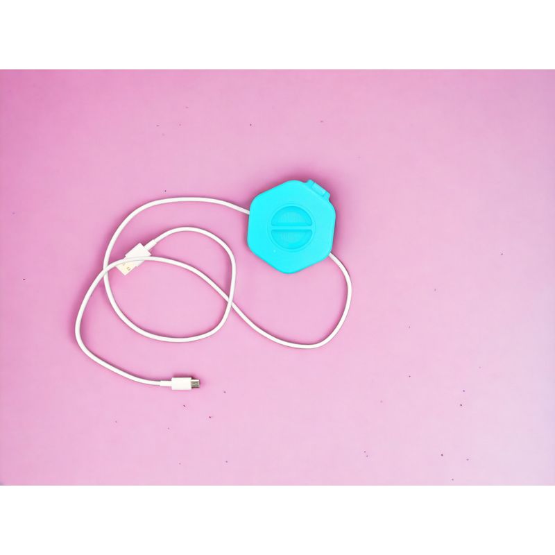 PC, gaming si accesorii - Retelistica - Cabluri si accesorii - Organizator portabil pentru cabluri USB, material biodegradabil, greutate redusa, culoare bleu, 76x76x25 mm - Infinity.ro