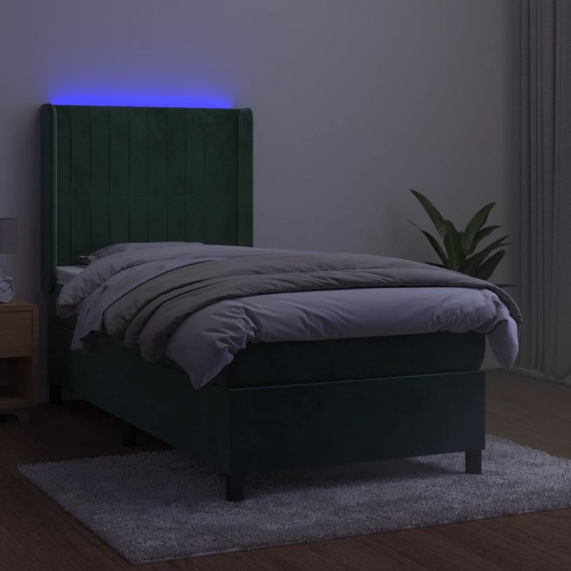 Casa si Gradina - Mobilier - Paturi si accesorii - Paturi - Pat continental cu saltea si LED verde inchis 80x200 cm catifea - Infinity.ro