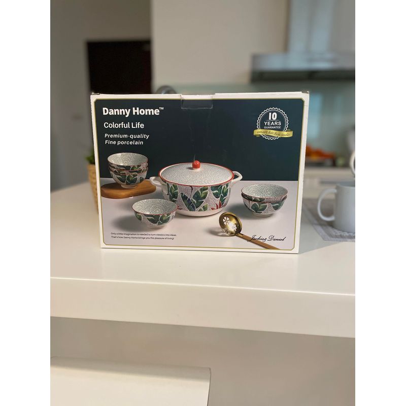 Casa si Gradina - Bucatarie si vesela - Vesela si tacamuri - Servicii de masa - Set supiera si boluri 7 piese, Danny Home, 6 persoane, Portelan, Alb/Verde - Infinity.ro
