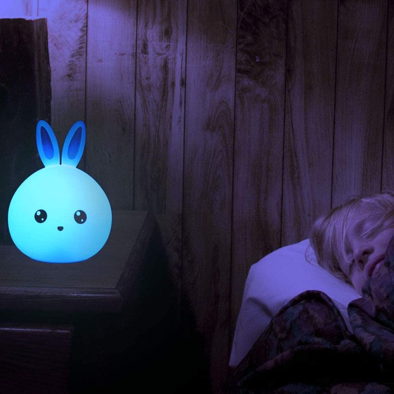 Casa si Gradina - Corpuri si surse de iluminat - Veioze si lampi - Lampi de veghe copii - Lampa de Veghe pentru, model Iepuras albastru, LED, Senzor Tactil Touch, Silicon, 15,5x10x12 cm, baterii - Infinity.ro