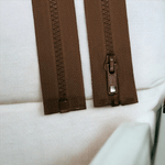 Casa si Gradina - Decoratiuni - DIY - Articole mercerie - Fermoar plastic detasabil Crisalida, lungime 65 cm, Maro ciocolatiu - Infinity.ro