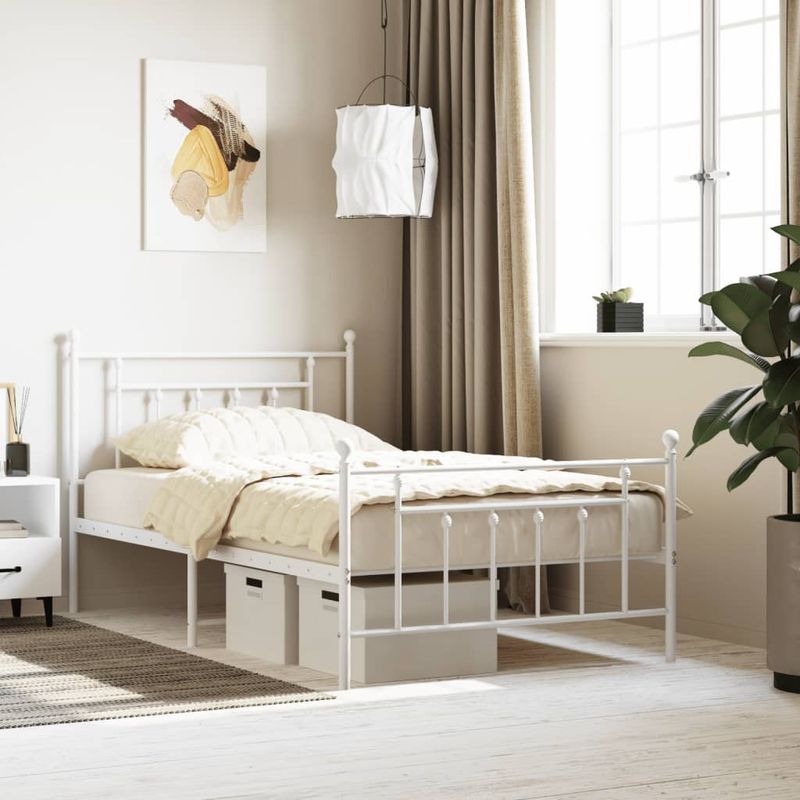 Casa si Gradina - Mobilier - Paturi si accesorii - Paturi - Cadru de pat metalic cu tablie de cap/picioare, alb, 107x203 cm - Infinity.ro