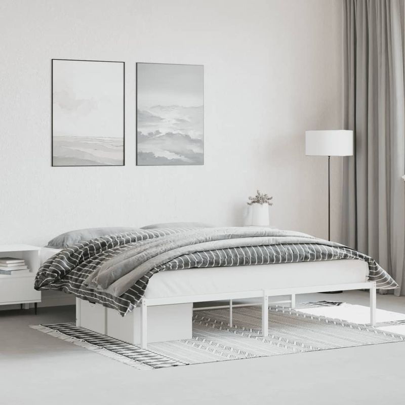 Casa si Gradina - Mobilier - Paturi si accesorii - Paturi - Cadru pat metalic, alb, 180x200 cm - Infinity.ro