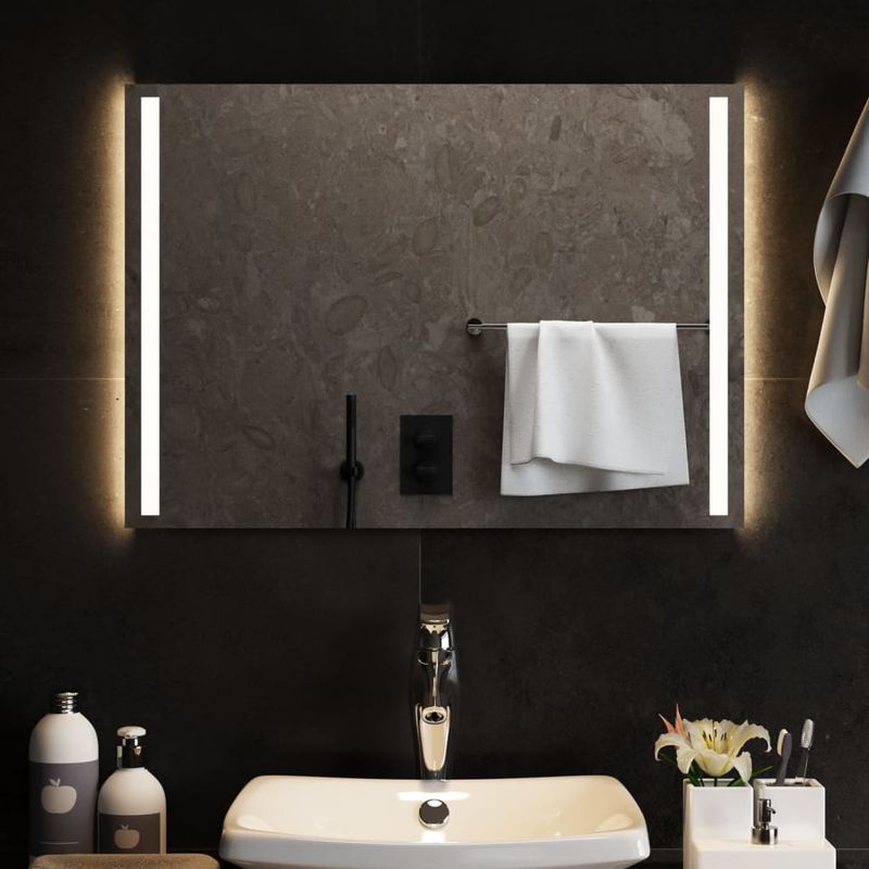 Casa si Gradina - Decoratiuni - Oglinzi - Oglinda de baie cu LED, 70x50 cm - Infinity.ro