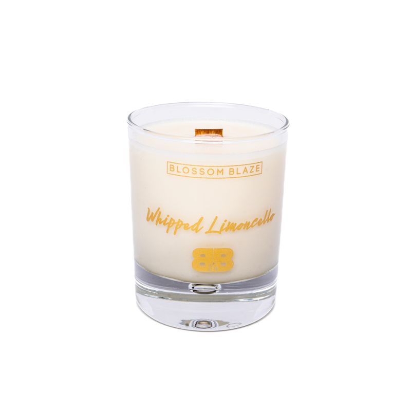Casa si Gradina - Decoratiuni - Aromaterapie si lumanari - Lumanari si candele - Lumanare Parfumata - Whipped Limoncello, Lamaie, bergamota si boabe de tonka, 185 g - Infinity.ro