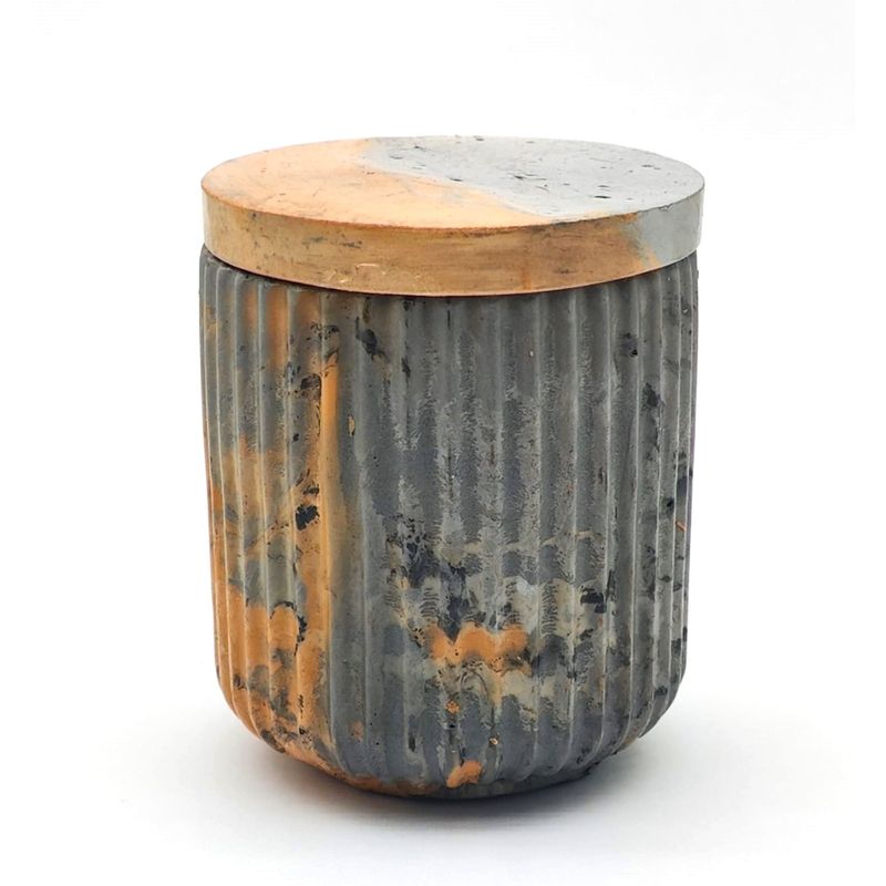 Casa si Gradina - Decoratiuni - Aromaterapie si lumanari - Lumanari si candele - Lumanare Parfumata Decorativa-Garden escape, Riffles, Lacrimioara, Liliac, Para, Vanilie, 165 g - Infinity.ro