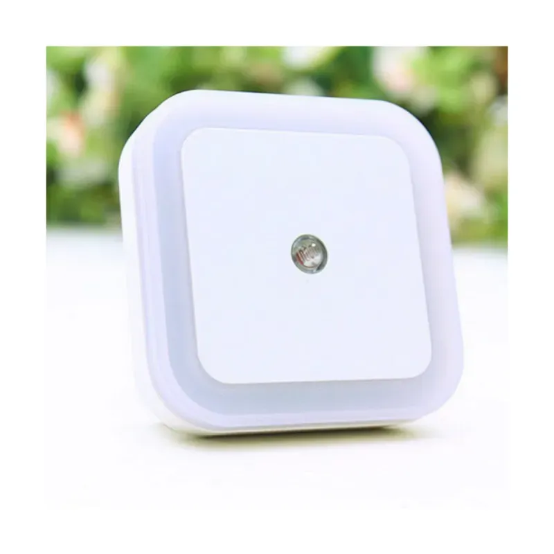 Casa si Gradina - Corpuri si surse de iluminat - Veioze si lampi - Lampi de veghe - Lampa de veghe cu lumina alba LED 1W si senzor de lumina, alb - Infinity.ro