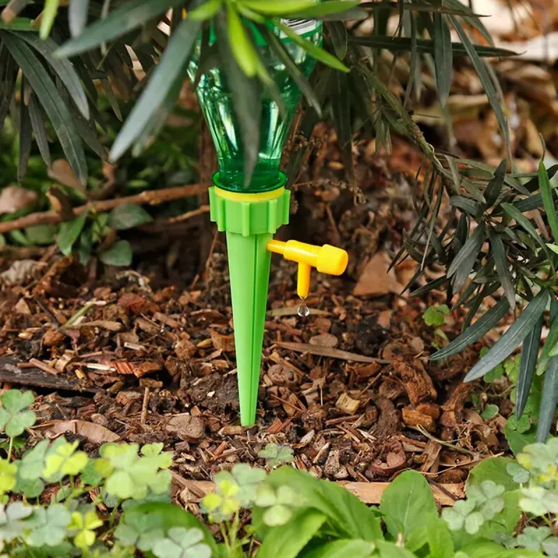 Casa si Gradina - Gradina si terasa - Mobilier exterior - Accesorii pentru gradina - Picurator apa cu valva, Emeszon®, pentru irigare flori sau alte plante de ghiveci si gradina, verde - Infinity.ro