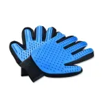 Petshop - Ingrijire si Igiena - Produse uz extern - Perii si manusi - Manusa pentru curatat par de la animale Vera, periat si masaj animale perie din silicon textura elastica, albastru negru - Infinity.ro