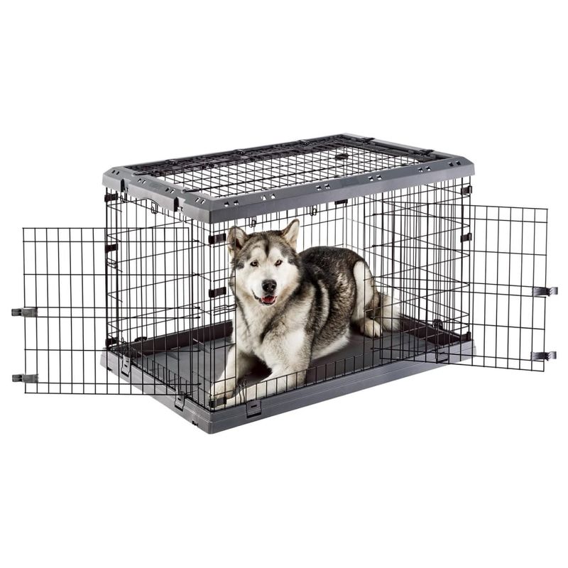 Petshop - Accesorii petshop - Culcusuri si custi - Genti si articole transport - Ferplast Cusca pentru caini Superior 105, negru, 107x77x73,5 cm - Infinity.ro