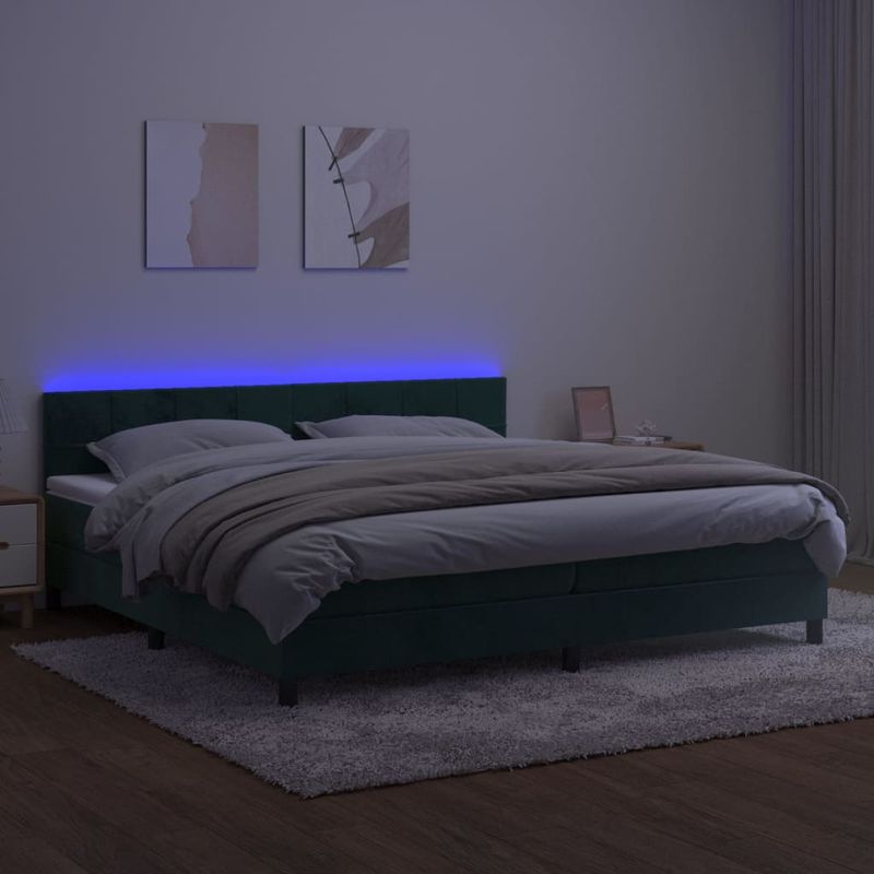 Casa si Gradina - Mobilier - Paturi si accesorii - Paturi - Pat cu arcuri, saltea si LED, verde inchis, 200x200 cm, catifea - Infinity.ro