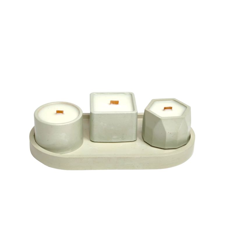 Casa si Gradina - Decoratiuni - Aromaterapie si lumanari - Lumanari si candele - Set 3 lumanari aromate cu farfurie decorativa, Healing Wood Green - Infinity.ro