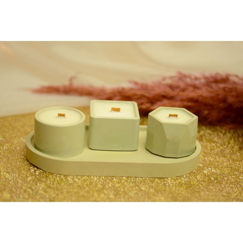 Casa si Gradina - Decoratiuni - Aromaterapie si lumanari - Lumanari si candele - Set 3 lumanari aromate cu farfurie decorativa, Healing Wood Green - Infinity.ro