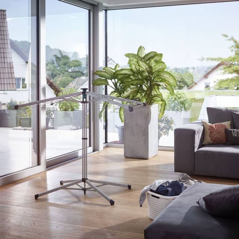 Market - Spalare si intretinere rufe - Uscatoare de rufe si accesorii - Leifheit Uscator de rufe rotativ LinoPop-Up 140 cu husa - Infinity.ro