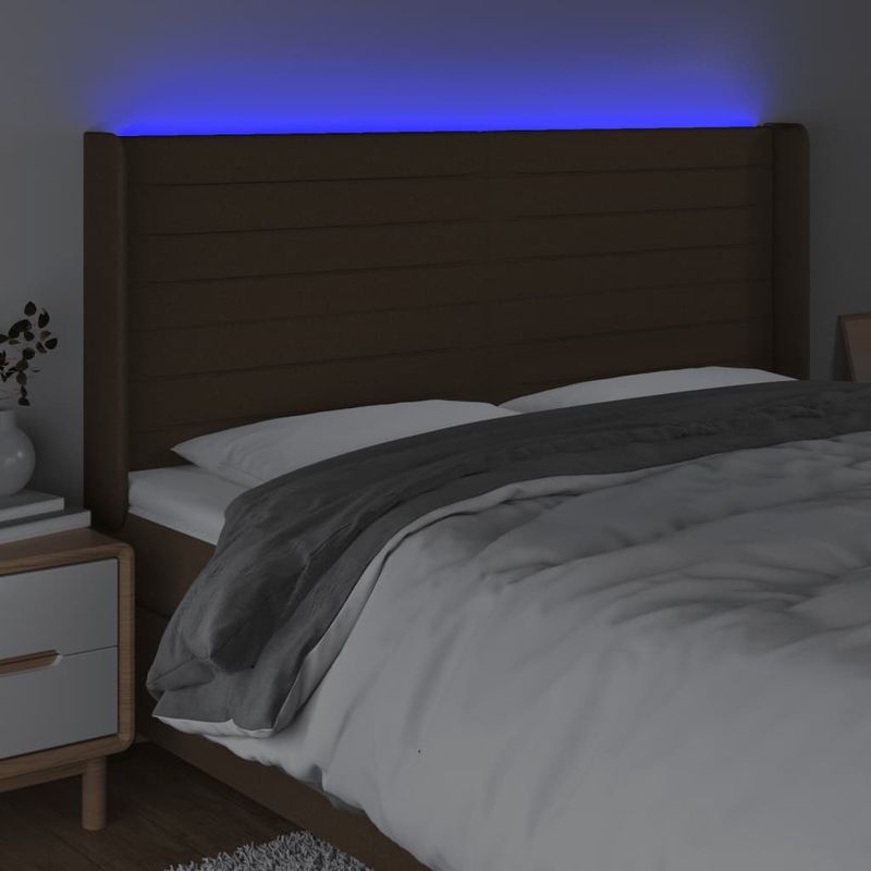 Casa si Gradina - Mobilier - Paturi si accesorii - Accesorii paturi - Tablie de pat cu LED, maro inchis, 163x16x118/128 cm, textil - Infinity.ro