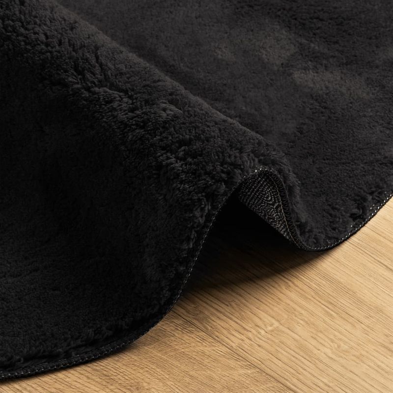 Casa si Gradina - Textile si covoare - Covoare - Covoare casa - Covor HUARTE, fir scurt, moale si lavabil, negru, Ø 200 cm - Infinity.ro