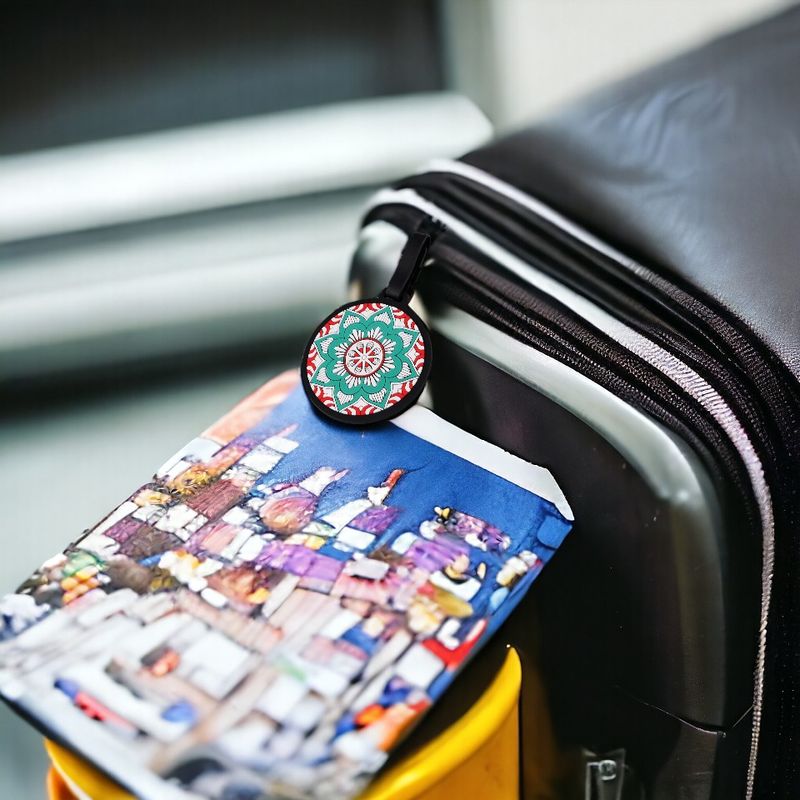 Sport si Outdoor - Articole de voiaj - Accesorii articole de voiaj - Ecuson silicon pentru identificare bagaje Crisalida, motiv mandale, 9 cm, Turcoaz - Infinity.ro