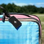 Sport si Outdoor - Articole de voiaj - Accesorii articole de voiaj - Ecuson silicon pentru identificare bagaje Crisalida, motiv avion, 6,5 x 12 cm, Negru - Infinity.ro