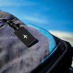 Sport si Outdoor - Articole de voiaj - Accesorii articole de voiaj - Ecuson silicon pentru identificare bagaje Crisalida, motiv avion, 6,5 x 12 cm, Negru - Infinity.ro