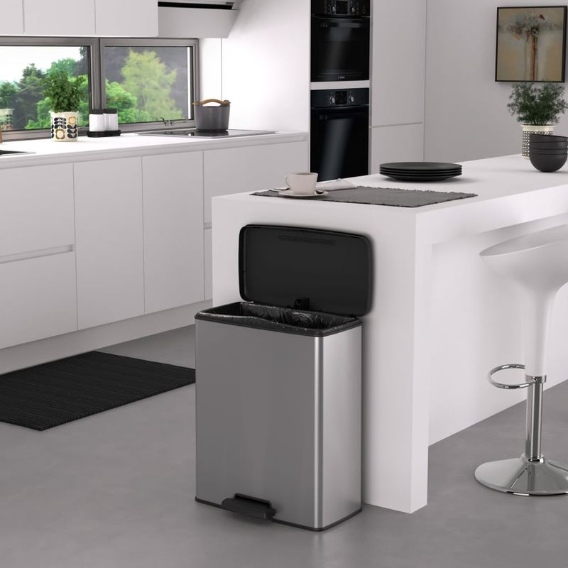 Casa si Gradina - Mobilier - Organizare si depozitare - Cosuri de gunoi - Curver Cos de gunoi cu pedala „Deco”, 65 L, argintiu - Infinity.ro