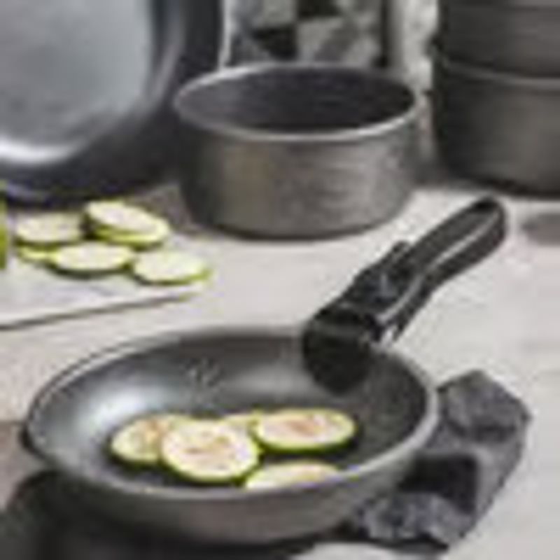 Casa si Gradina - Bucatarie si vesela - Vase pentru gatit - Tigai si seturi - Set tigai si oala cu maner detasabiL, 4 piese, invelis Qualum Basic Stone, AMBITION Silverstone - Infinity.ro